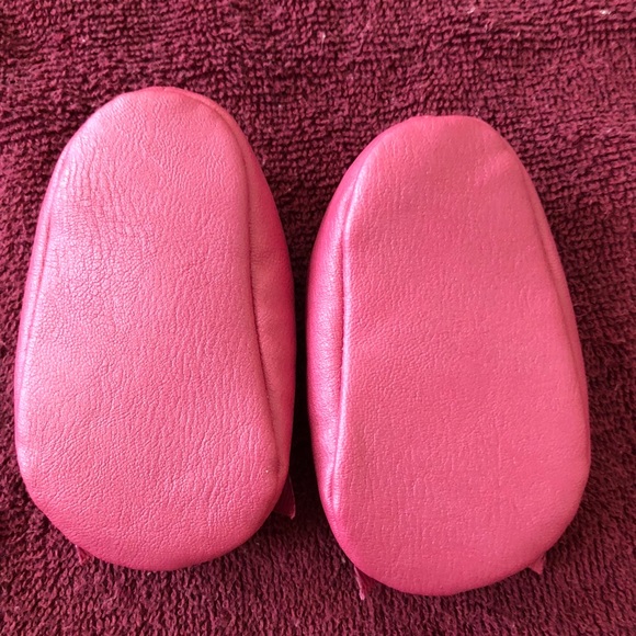 5 for &25–NWOT BABY SHOES- REDUCED🎉 - Picture 2 of 4